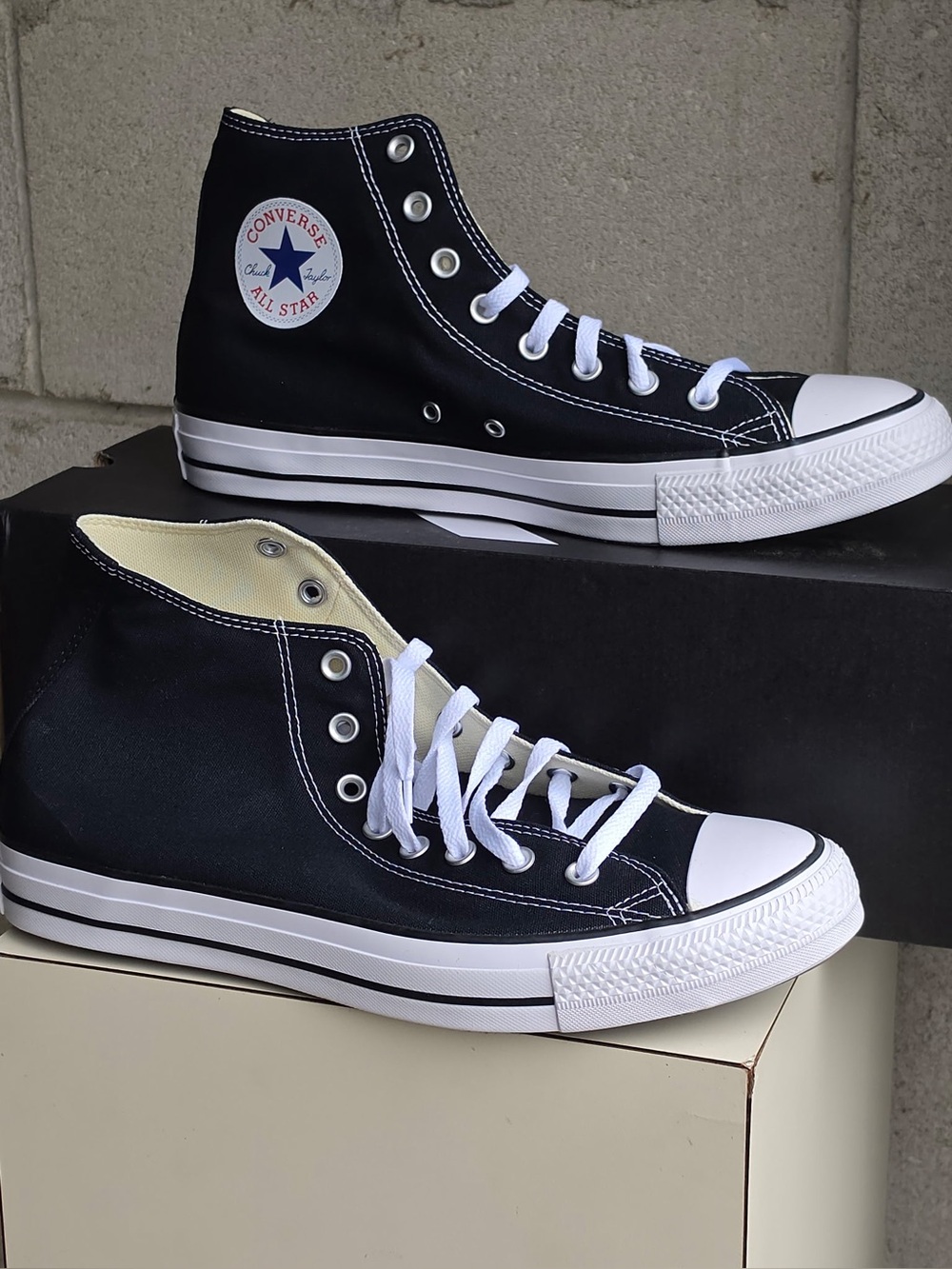Converse Chuck Taylor All Star High Top Sneakers - Black & White
